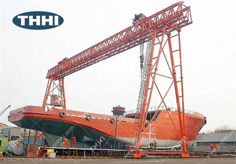 Outdoor Rail Mounted Shipbuilding 200 T Double Girder Industrial Gantry Cranes