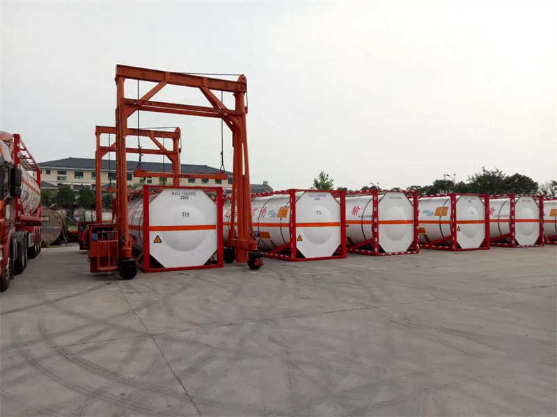 Low Lifting Container Crane (BSDD300-400)