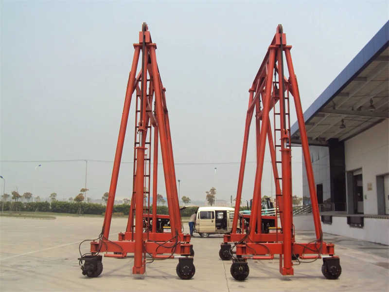 Hot Sale and High Quality Tilt-Tpye Container Crane (BSTD300-400)