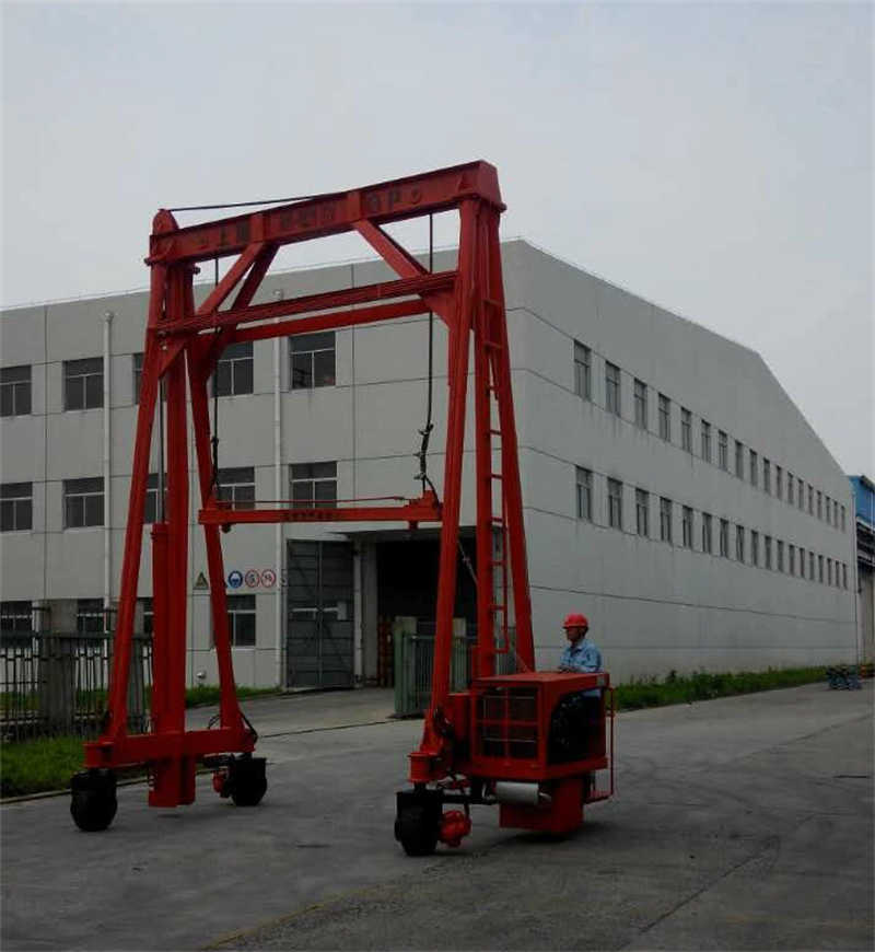 Tilt-Tpye Container Crane 9-10ton Capacity (BSTD300-400)