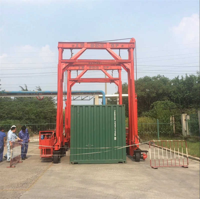 Tilt-Tpye Container Crane 9-10ton Capacity (BSTD300-400)