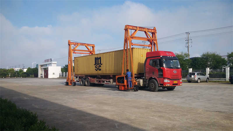 High Quality and Good Price Double Container Crane with 30-40tons Capacity