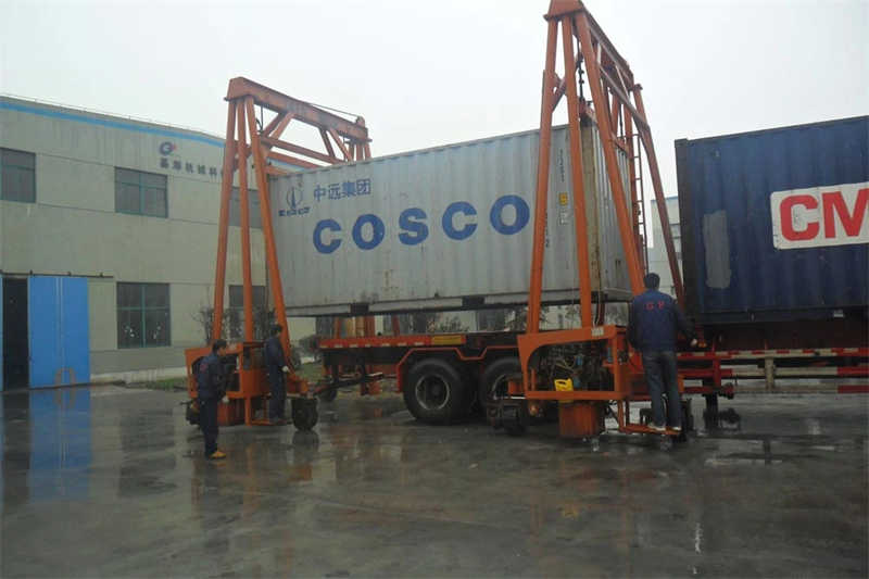 High Quality and Good Price Double Container Crane with 30-40tons Capacity