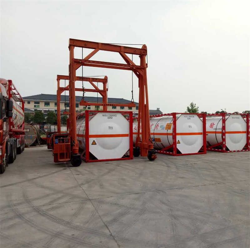 30000-40000kg Capacity Gp Brand Standard Container Crane Made in China