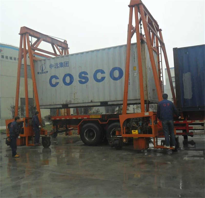 30000kg/ 36000kg/40000kg Mast Mobile Container Crane