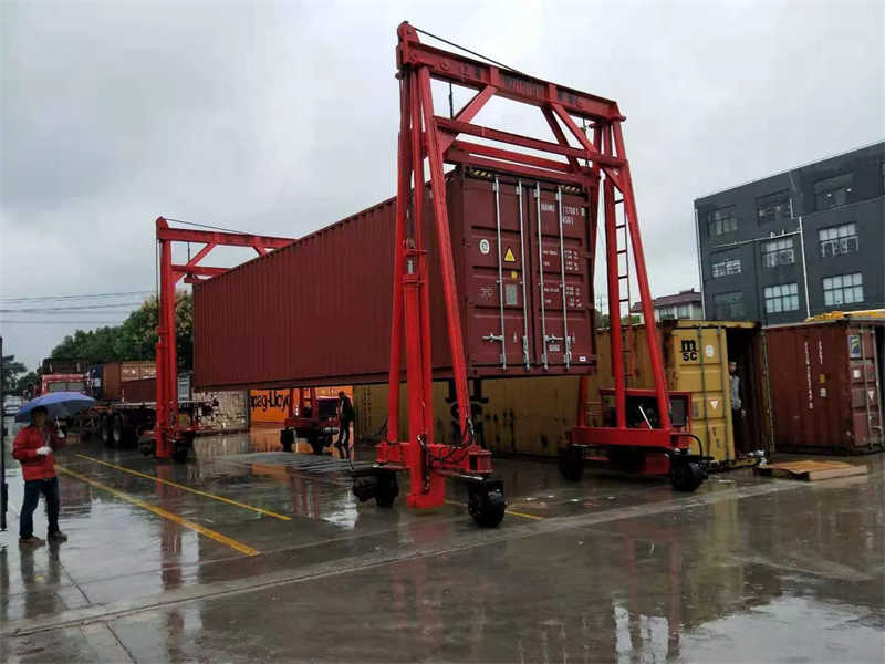 Factory Price 40ton Container Crane (JD40T)