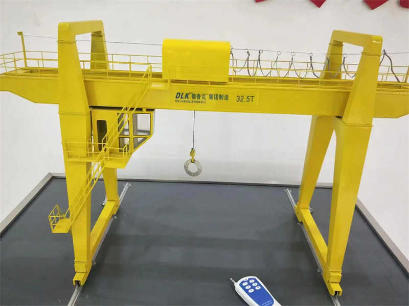 Port 25 Ton Rtg Rubber Tyre Container Lifting Gantry Crane sale Philippines