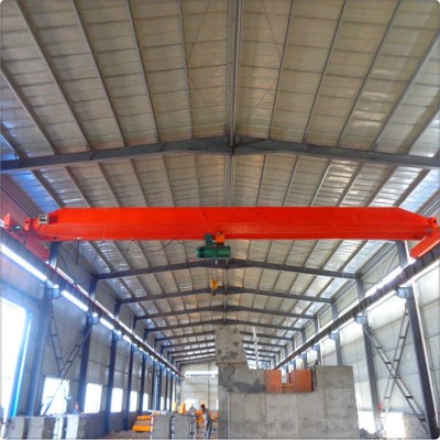 China Travelling Trolly 10 Ton Overhead Crane used in automobile repair centers