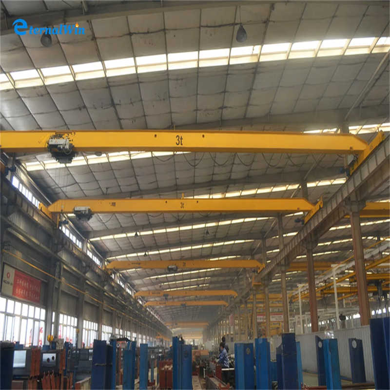 China Wireless Remote Control Overhead Crane used in construction sites