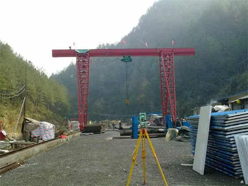 Mh Type Single-Girder Leglike Gantry Crane with Truss