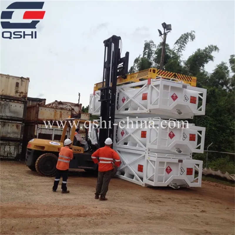 New Design 20FT/40FT Container Spreader Used on Forklift at Container Yard